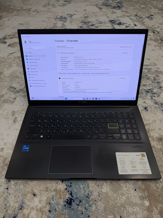 ASUS VivoBook K513E / i5-1135G7 / 8GB / SSD 512GB / Win11