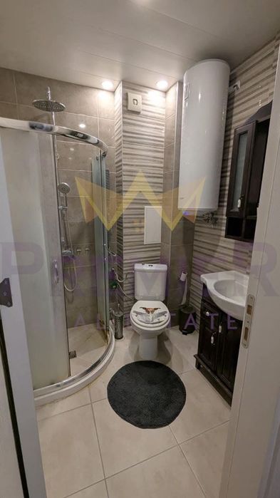 Дава се под наем Тристаен апартамент в Варна, Възраждане 1 - 70 кв.м за 561 € - Снимка #6