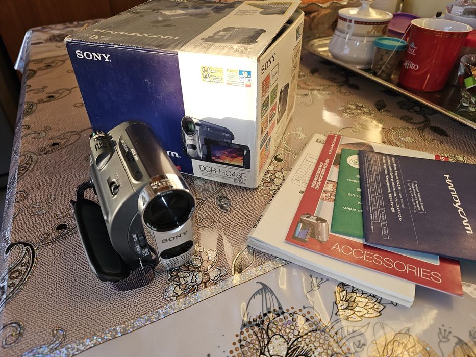 Видео камера SONY