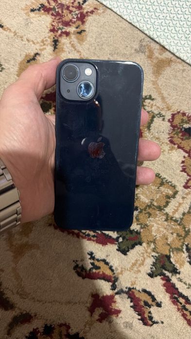 iPhone 13 продается