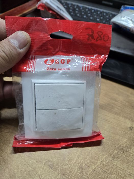 Продам Включатели разных фирм