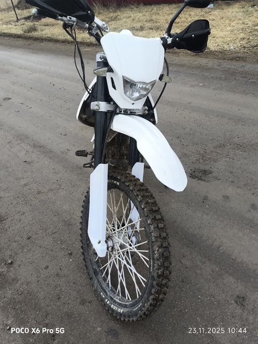 Продам эндуро 250