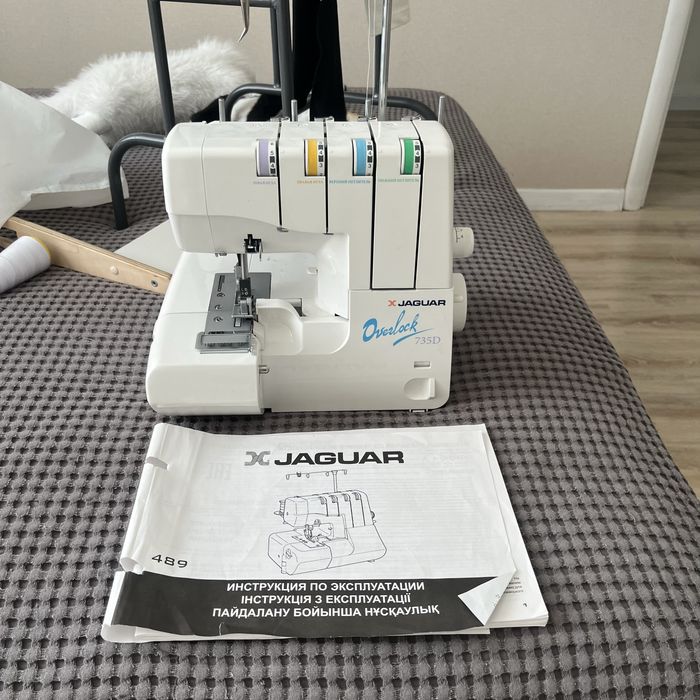 Продам оверлок jaguar