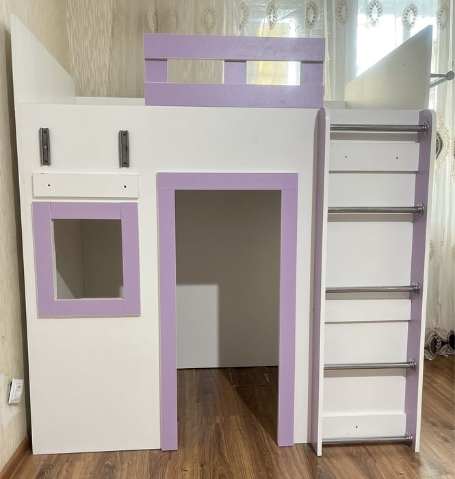 Продам двухъяросную кроват