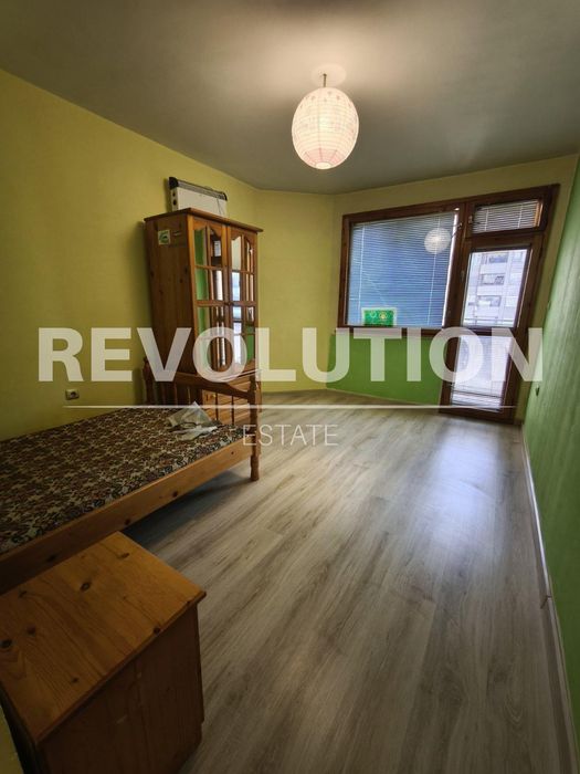 Дава се под наем Четиристаен апартамент в Пловдив, Каменица 1 - 156 кв.м за 450 € - Снимка #2