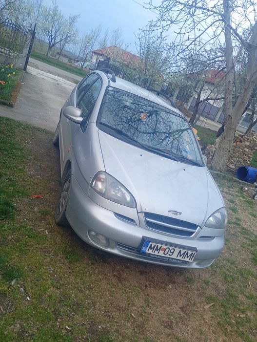 Vând Chevrolet Tacuma