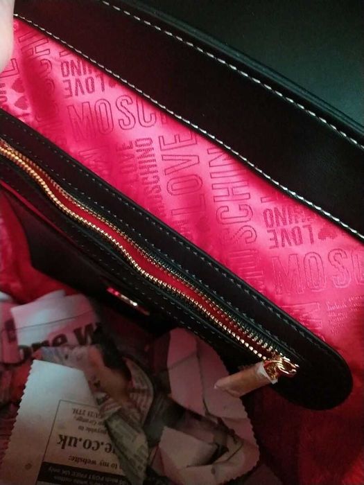 LOVE MOSCHINO – Дамска кожена раница "BLACK & GOLD" нова с етикети