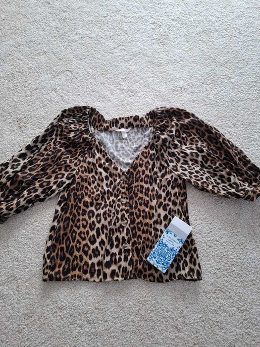 Camasi damă mărimea S H& M si C & A
