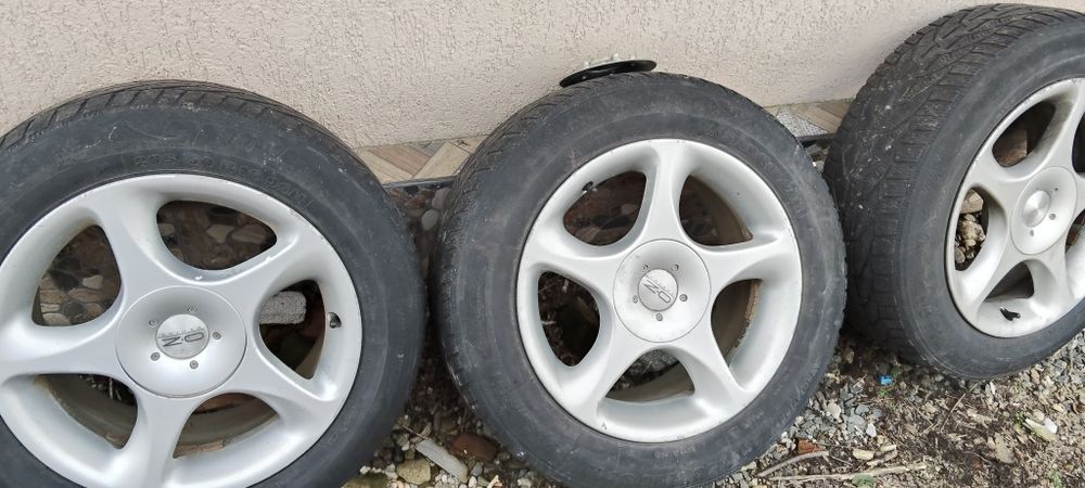 Vând jante pe 16