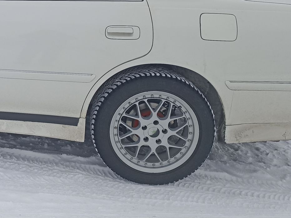 Продам диски с резиной