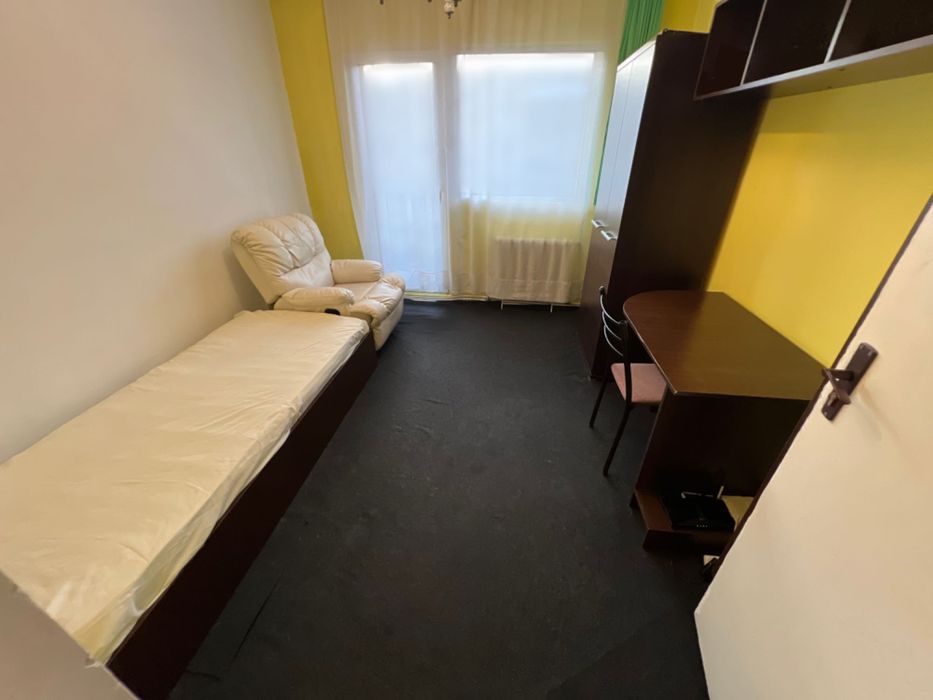 Inchiriez o cameră, zona sens giratoriu Mărăști.