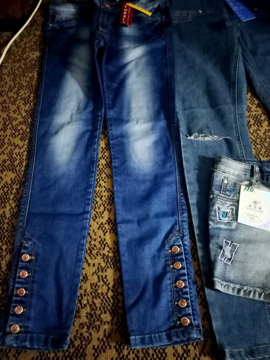 Джинсы новые 29 размер