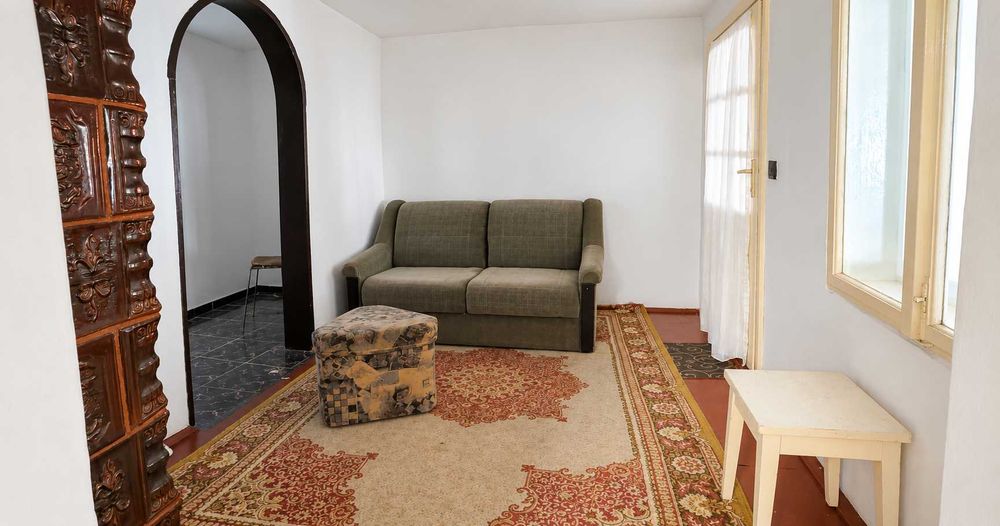 CASĂ INDIVIDUALĂ cu teren 430 MP, Zona Plopi
