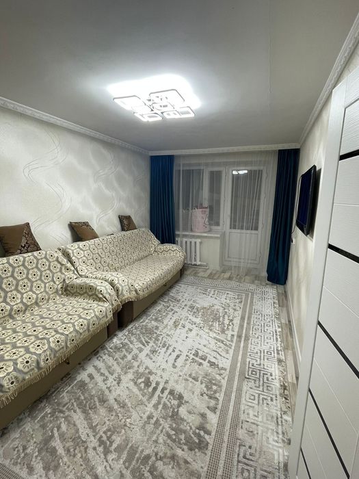 Продам диван и кресло