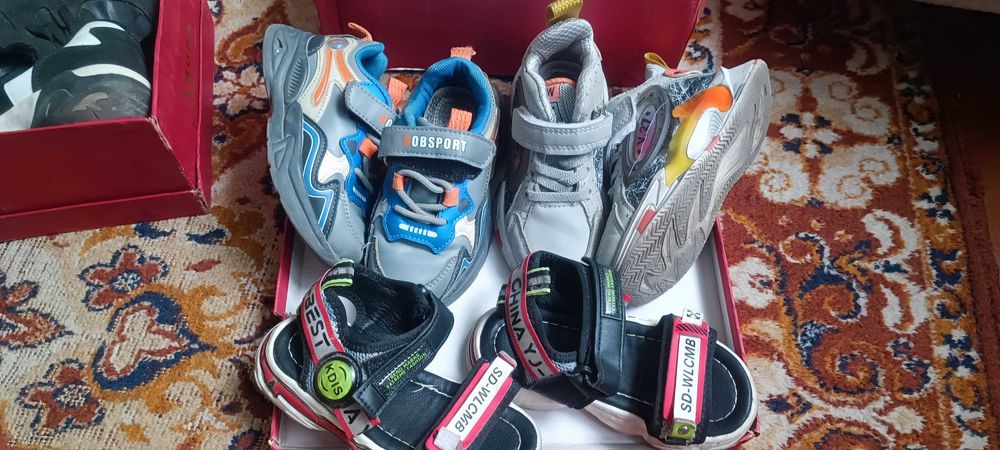 Детская обувь, все за 5000