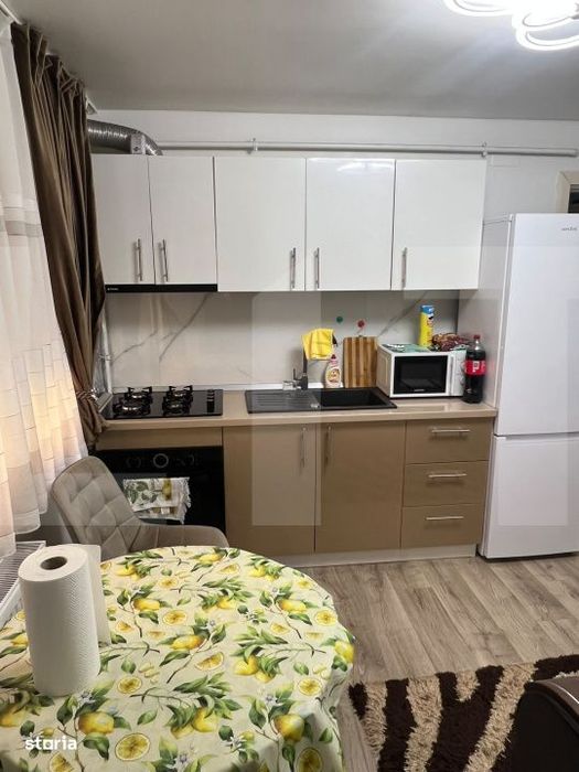 Apartament 3 camere, 40 mp, zona Valea Rosie