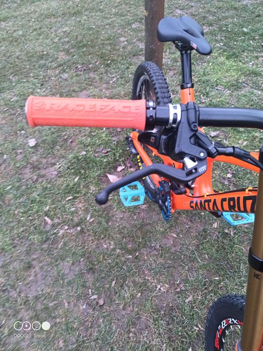 Santa Cruz V10- Carbon,Downhill,Dh,планинско колело,спусканес