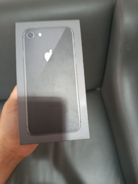 Iphone 14, XS max va Iphone 8 karobkalari