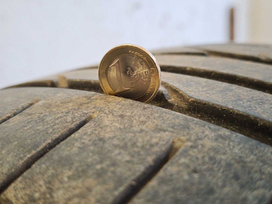 Летни гуми Bridgestone 245 40 18