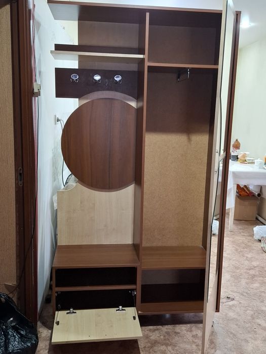 Прихожая  для квартиры  или дома