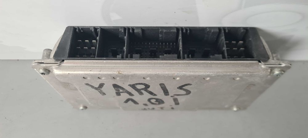 Компютър двигател Toyota Yaris 1.0vvti