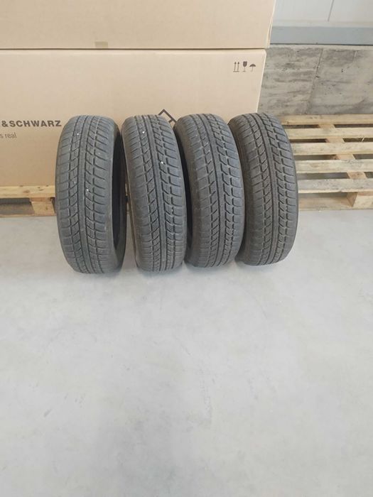 Зимни гуми 195/65/15 KINGSTAR SW40 RADIAL