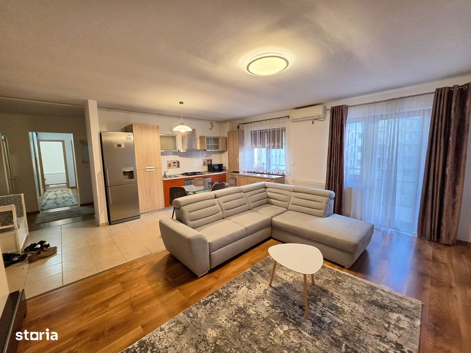 Inchiriez apartament cu 3 camere - 80 mp utili + 2 locuri de parcare
