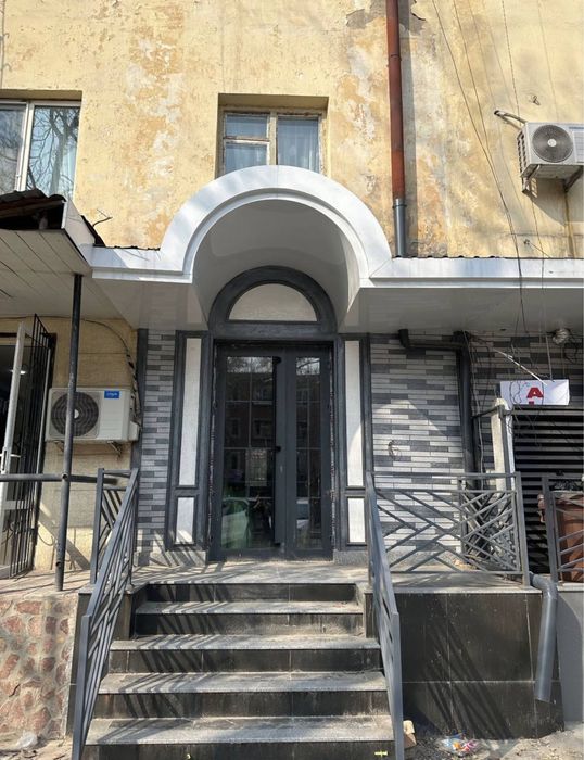 Продается коммерческое помещение Яккасарай Ракат