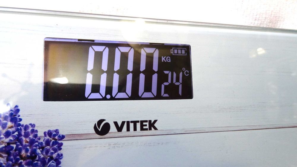 Весы напольные электронные Vitek