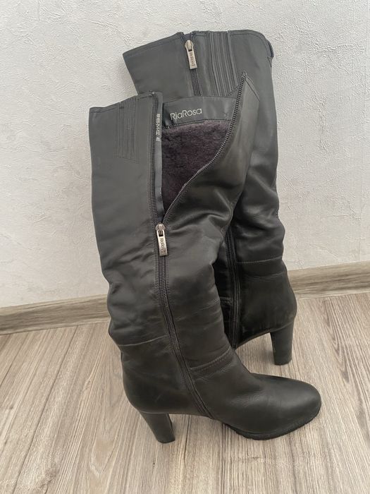 Продам зимние сапоги