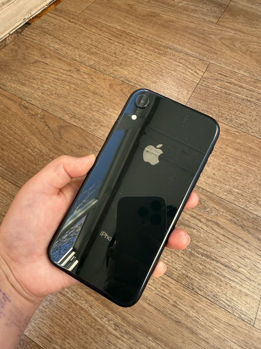iPhone XR 64гб отличный