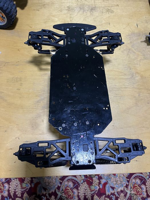 Rc 1/10 4x4 monster truck hsp brontosaurus shassi