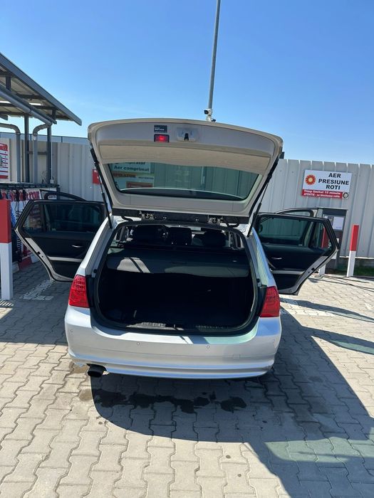 Vând BMW e90 an 2011