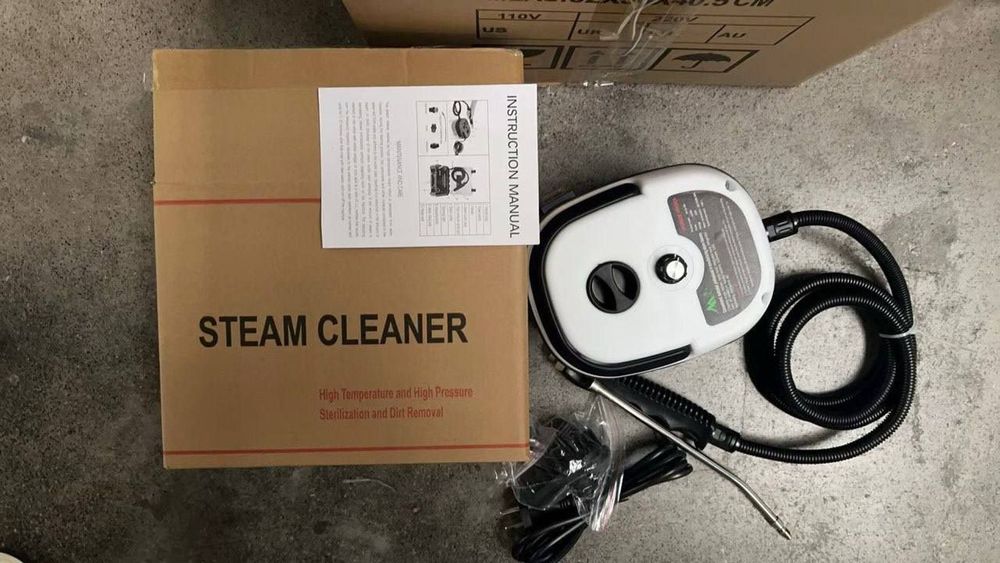 Мощный пароочиститель для уборки дома.