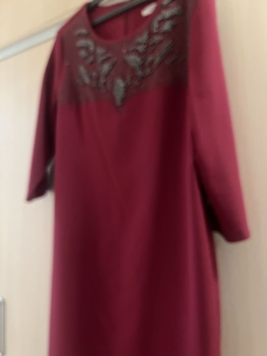 Платье нарядное 54 размер