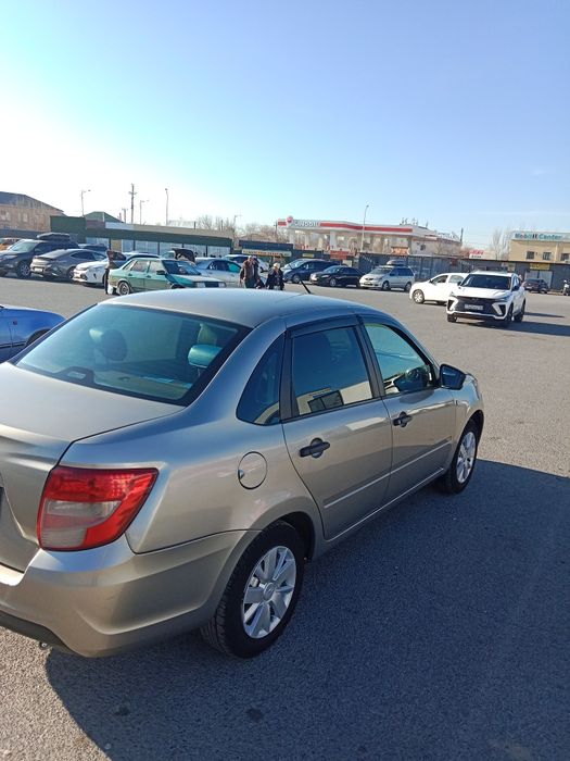 Лада гранта FL 2020год