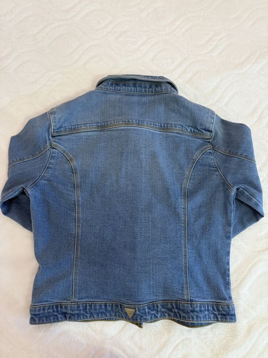 Оригинално яке Guess