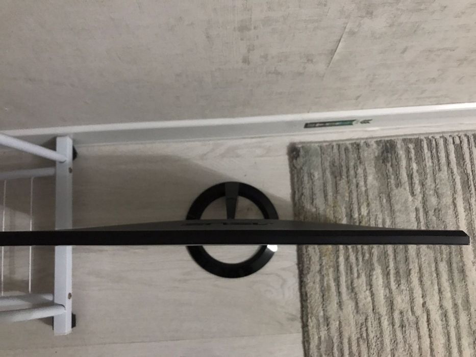 Монитор в коробке новый