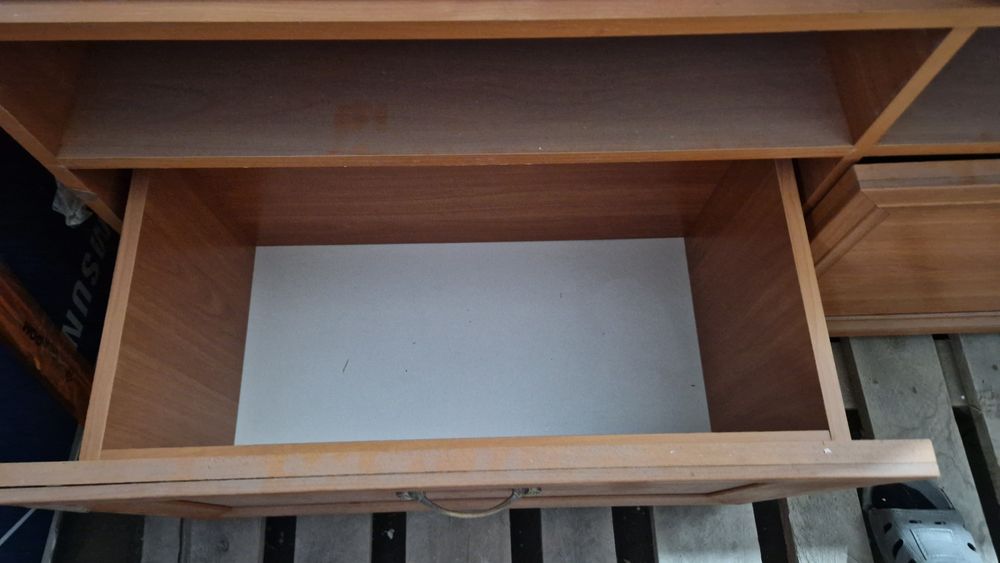 Продам большую тумбу