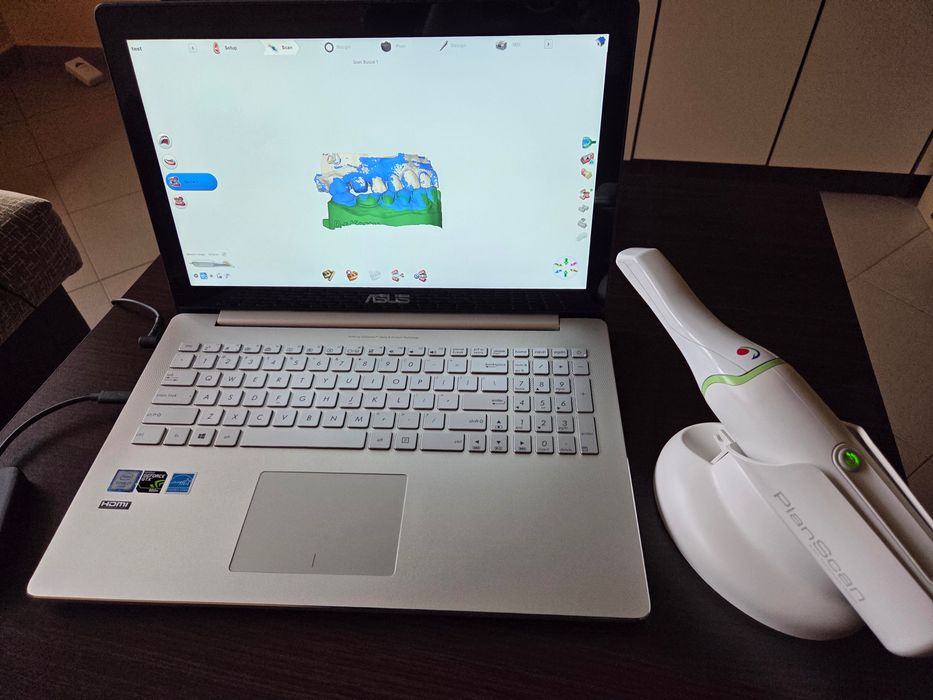 Интраорален скенер Planmeca PlanScan, 2450 EUR