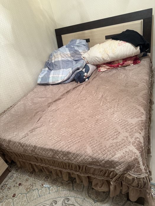 Кровать двухспальная