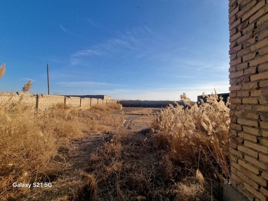 Участка сотилади