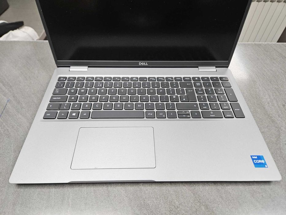 Dell 5520 Core I5 Gen 11 Ram 16Gb Ssd 128Gb Video Iris Xe