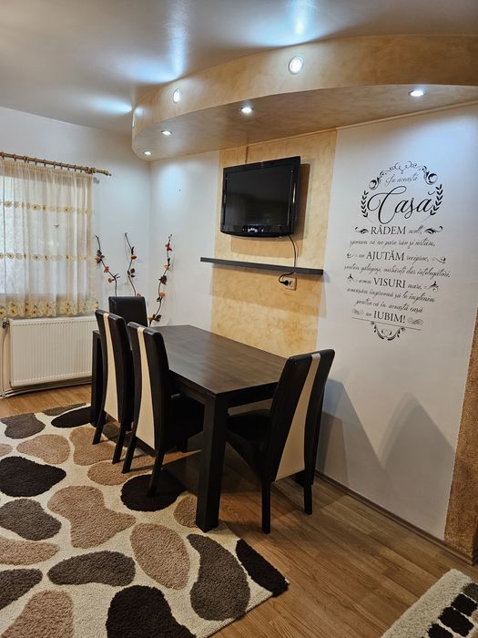 Apartament 2 camere de închiriat, strada Mărășești, aproape de Lidl