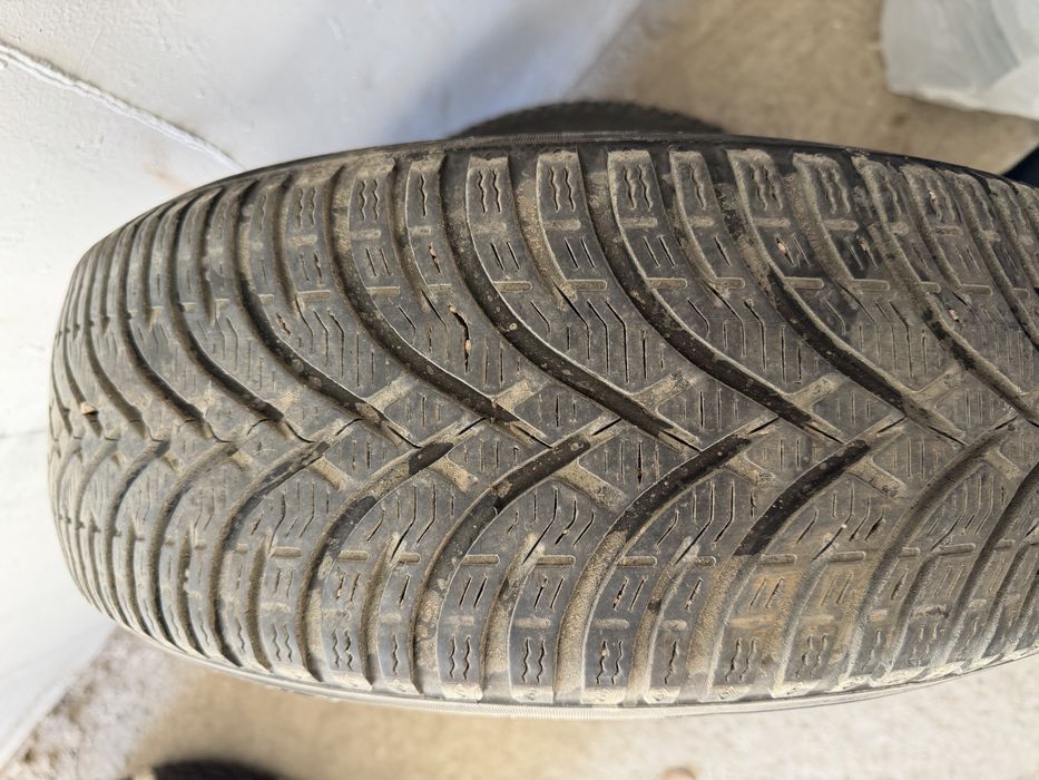Set 4 cauciucuri de iarna kleber 195/65R15