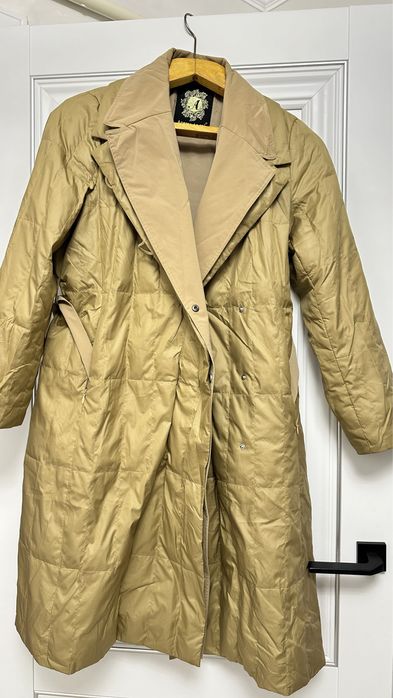 Тренч в хорошем состоянии