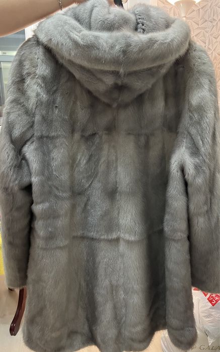 Шуба голубая норка