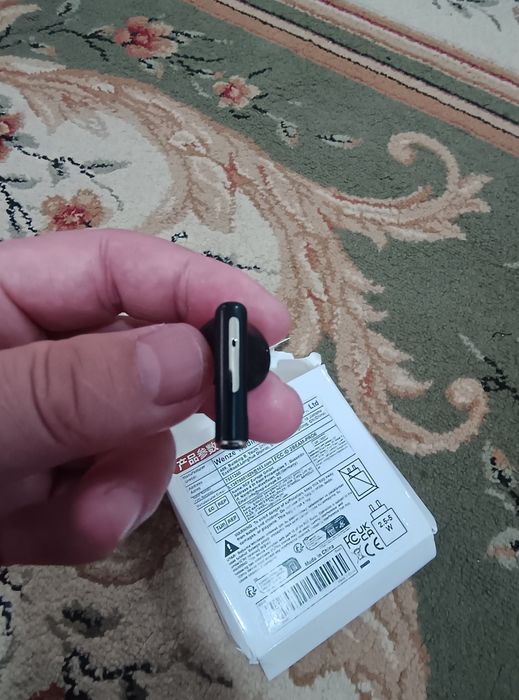 Наушник сатылады