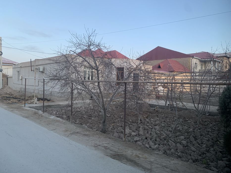 Срочно Уй сотилади Райцентор Хокимят Оркаси да  нархи келишилади