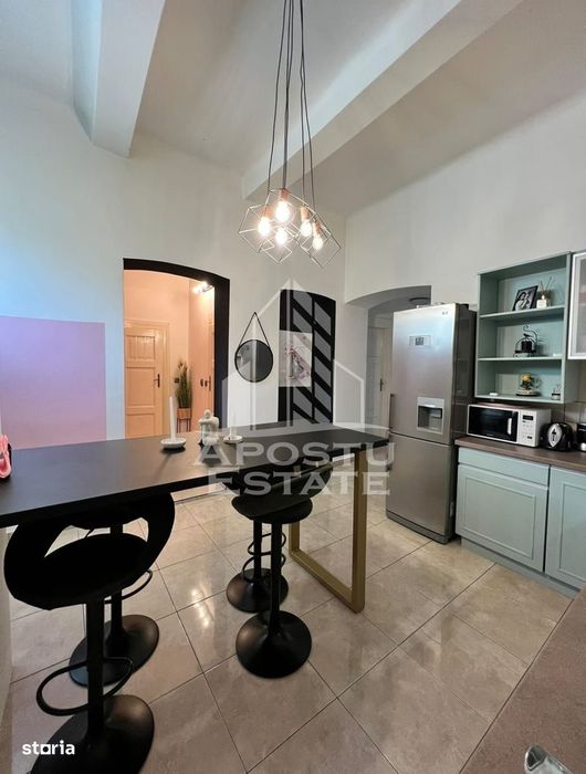 Apartament 2 camere, etaj intermediar imobil reabilitat zona Centrala — fotografia 1